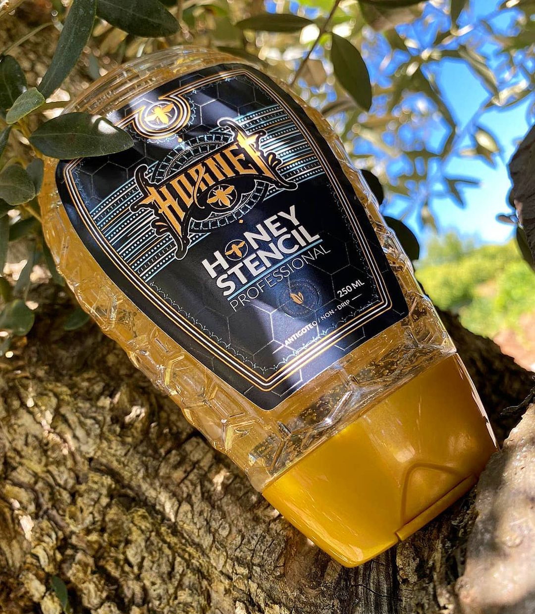 Stencil Hornet Honey